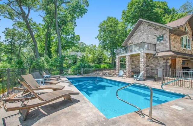 New Buffalo Private Pool, Lake Access & So Much More
