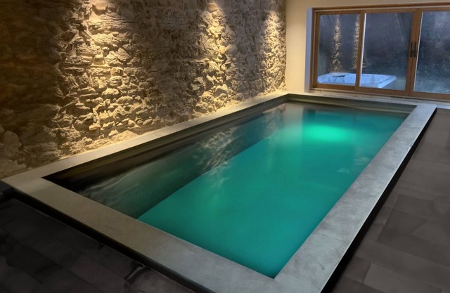 New, Chalet 350 m2 interior pool, 15 per, 10 min. from Avoriaz domain
