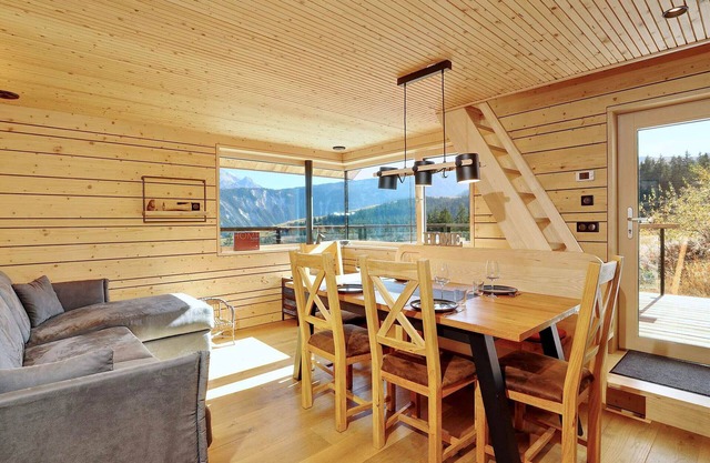 New Chalet in Courchevel 1850, sleeps 6, ski-in/ski-out & wifi!