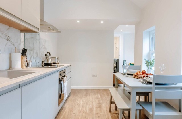 NEW Cozy 2 bed central apartment