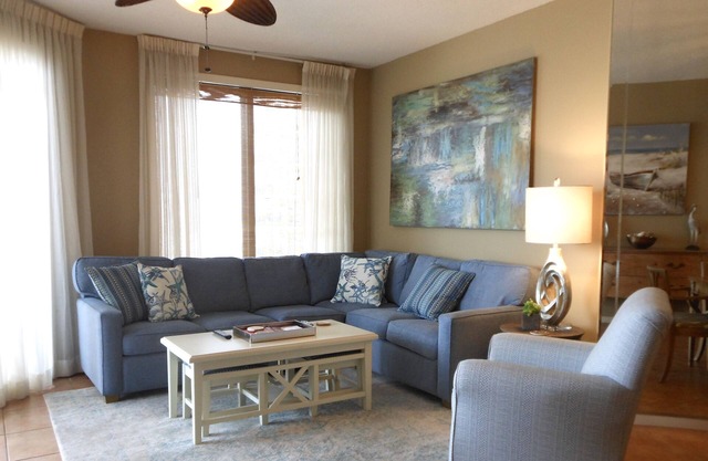 NEW DISCOUNTS! The View! 5-stars! Classy, very comfortable, and amazing views!