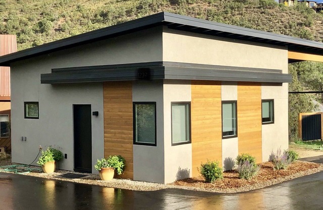 NEW Galaxyland Modern Guest House in Durango