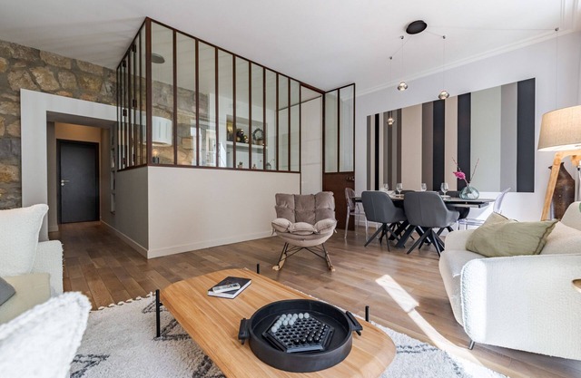 NEW-Hyper Centre-Cozy Chic-Renovated apartment with all comforts-AC-Balconnet-asc-Park