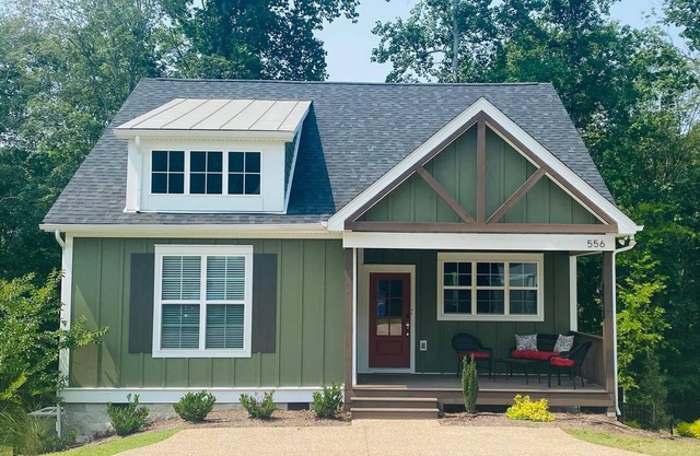 NEW LISTING! Lakehouse Getaway on Tim's Ford Lake