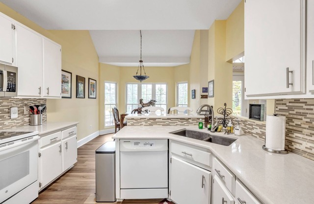 NEW! Lux Lake House w/Pool & Dock on Deep Water Cove!