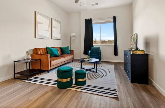 New Luxury 1br|Queenbed|Near Harbor|Aquarium|Stadium