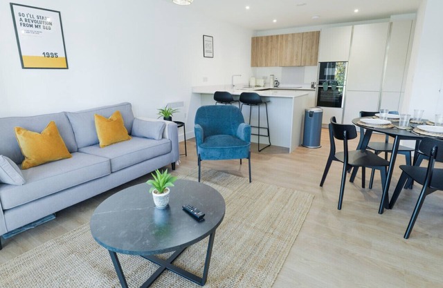 NEW Luxury South Manchester Flat
