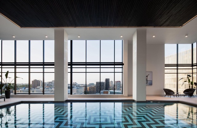 New Luxury Unit in Heart of MTL 808 | Metro access