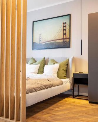 NEW - NORA Stays Studio - Messe - Airport