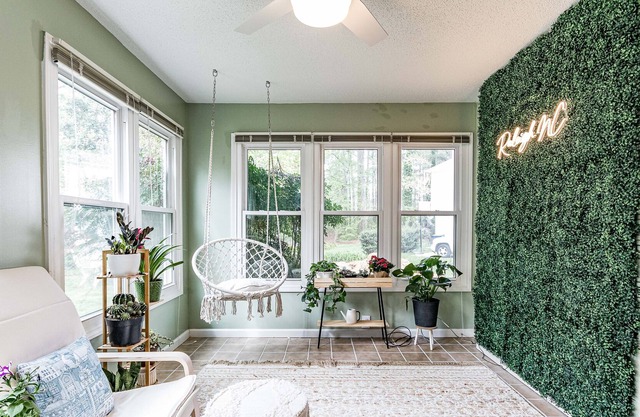 NEW! Remodeled, LARGE Raleigh home. Pets Welcome!