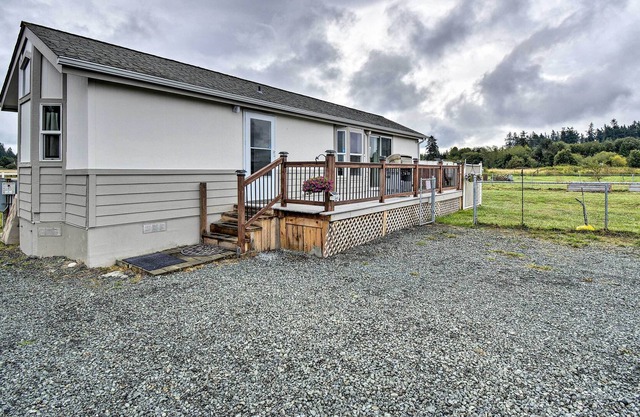 NEW! Sequim Cottage ~ 15 Mi to Olympic Nat'l Park