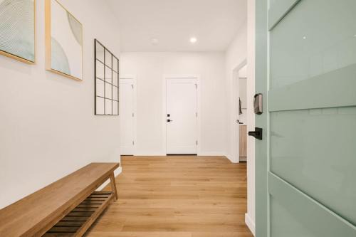 New Spacious Evergreen Home For Family Getaways