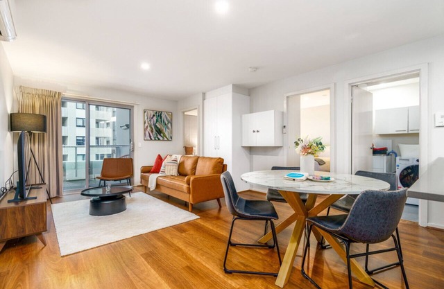 New to VRBO: Relaxing 2BR Stay near South Point Tuggeranong