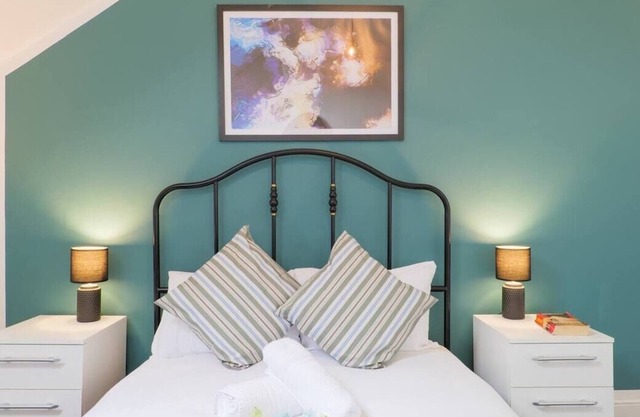 Newcastle | Restful and Spacious Urban Getaway