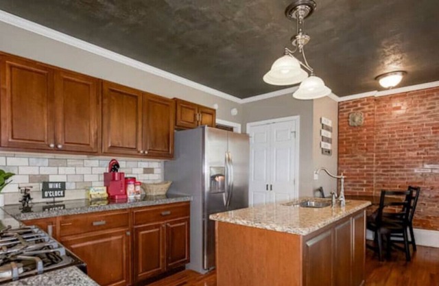 Newest KC 1 · 17) Entire loft downtown with free parking!