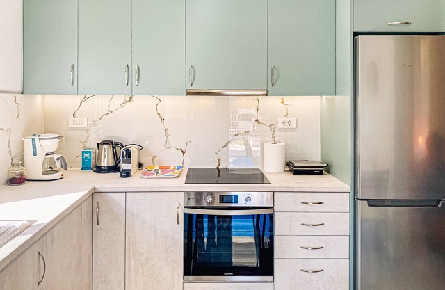 Newly Built House Steps from the Beach: Everything Within Walking Distance!