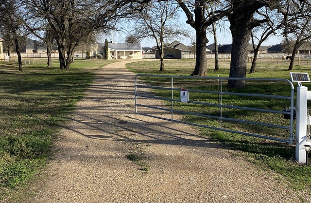 Newly remodeled, on beautiful acreage between Temple & Belton, gorgeous views
