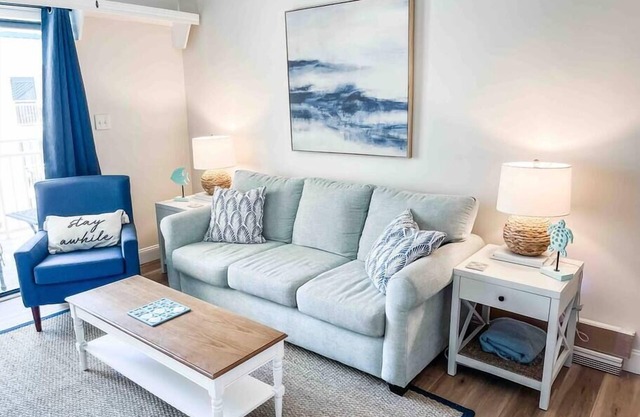 Newly Updated Beachfront Condo!