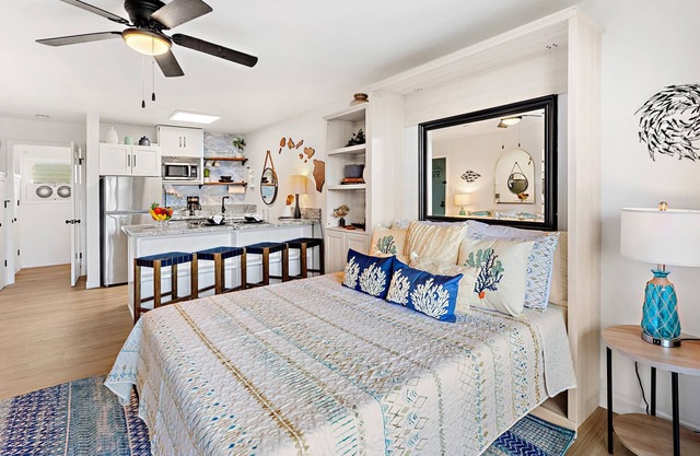 Newly updated island hideaway in charming Napili