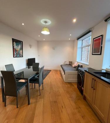 Nice 2bed Flat 10min to Oxford Circus