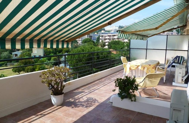 Nice, 2room, panoramic view, top floor, terrace, airconditioned, wifi, parking
