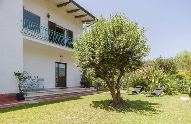 Nice apartment for 6 people with A/C, WIFI, TV and balcony