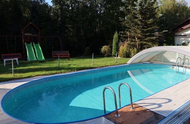 Nice apartment for 4 people with pool, WIFI, TV, patio and parking