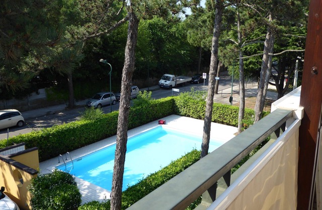 Nice apartment with swimming pool