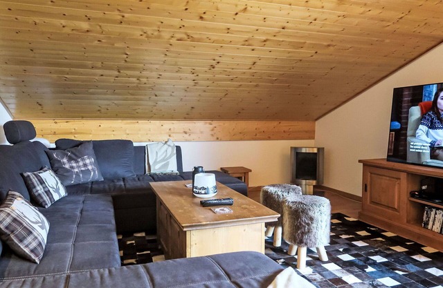 Nice apartment for 6 guests with WIFI, TV, balcony and panoramic view