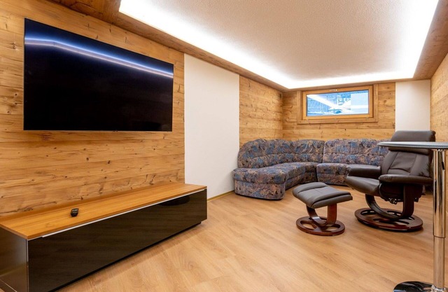 Nice apartment for 6 guests with hot tub, WIFI, TV and balcony