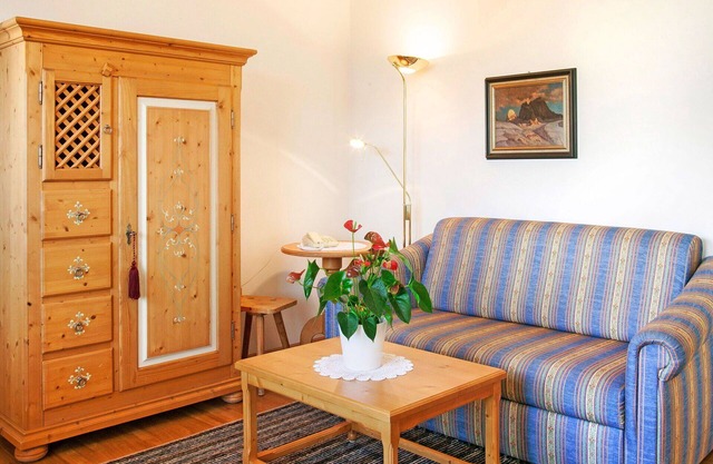 Nice apartment for 3 people with pool, A/C, WIFI, TV, terrace and pets allowed