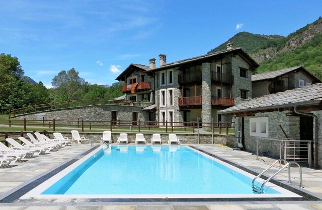 Nice apartment for 4 guests with pool, WIFI, TV and terrace