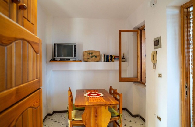 Nice apartment for 4 people with TV, terrace and pets allowed