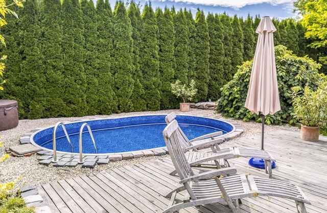 Nice apartment for 6 people with pool, WIFI, TV, patio and parking