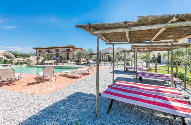Nice apartment for 5 guests with WIFI, pool, A/C, terrace and pets allowed