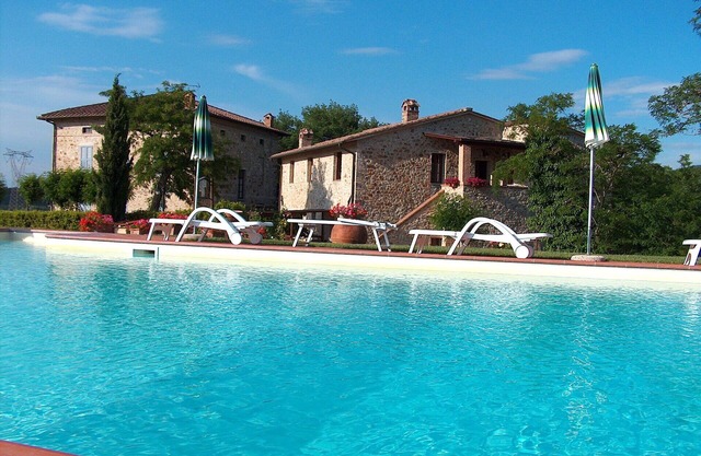 Nice apartment in villa for 2 people with pool, WIFI, TV, patio and panoramic view