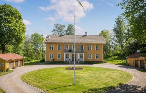 Nice Apartment In Mullsjö With Sauna