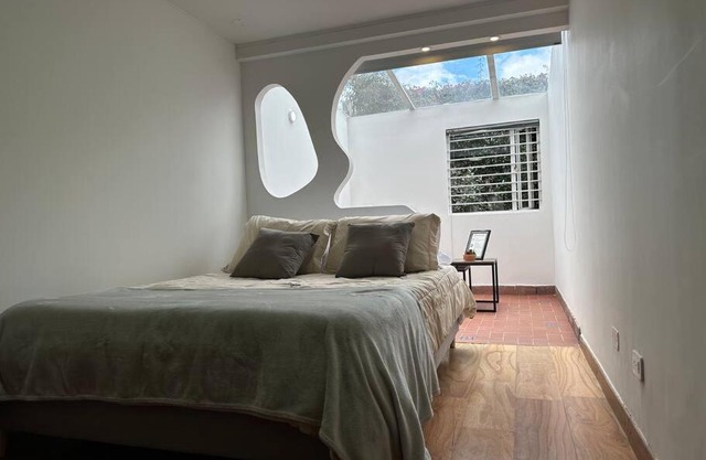 Nice double bedroom II