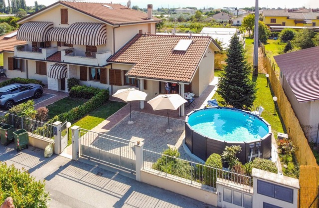 Nice home in Altopascio