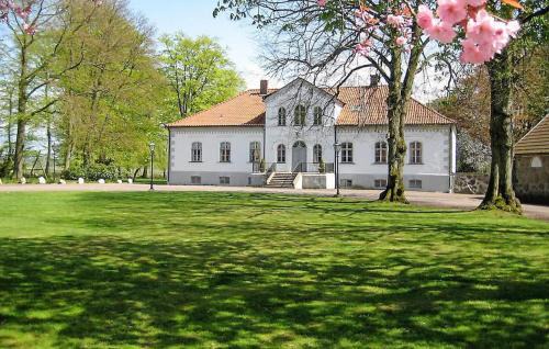 Nice Home In Ekeby With Wifi