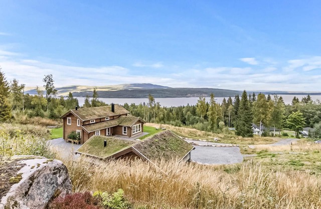 Nice home in Hurdal with WiFi