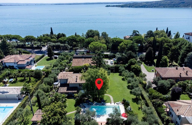 Nice home in Padenghe sul Garda BS
