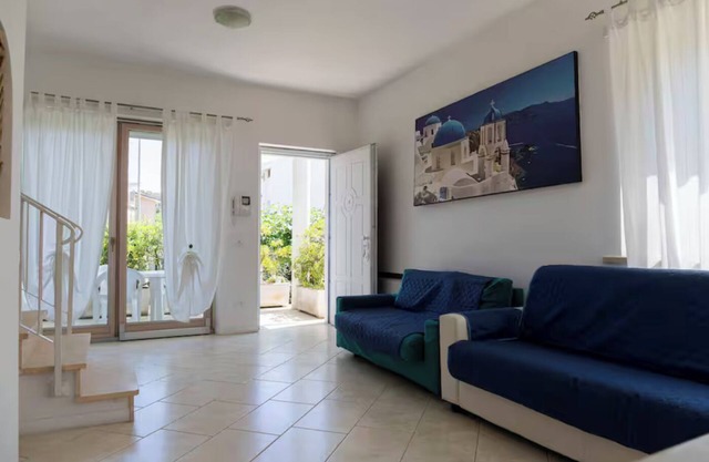 Nice villa 100m from the beach