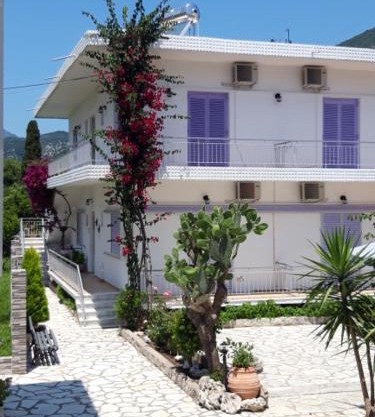 Nidri Studios Apartments