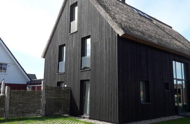 Niege Schueuen - terrace, garden, dogs allowed, barbecue, sun loungers, sauna, fireplace, table football, WLAN