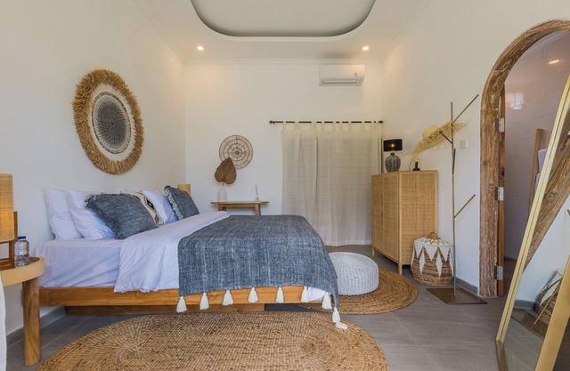 Nirvana Villa 3 Bedroom Near Canggu