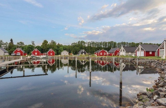 No. 512 Zerpenschleuse: Holiday home: Harbor view