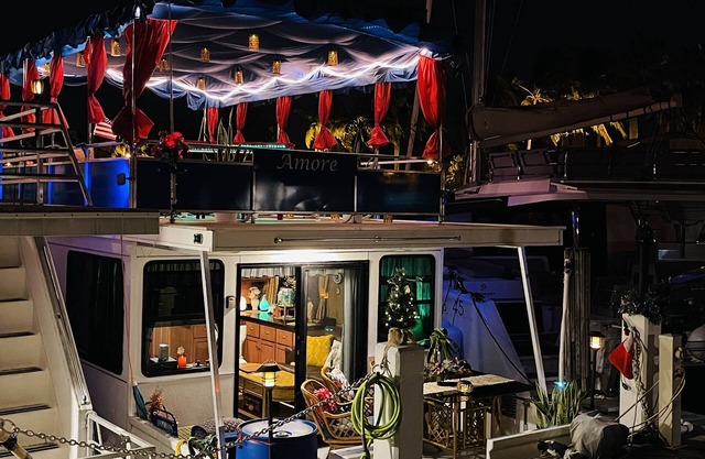 NO LONGER AVAILABLE - Romantic Tropical Paradise on LAS OLAS, walk to BEACH