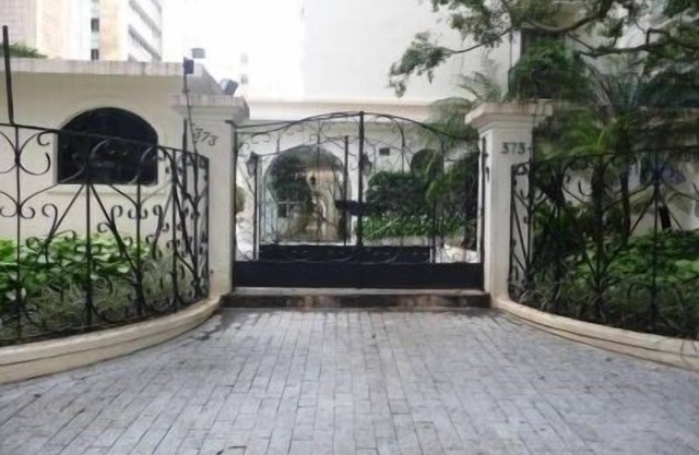 Noble area, Trianon, MASP, Paulista, 2nd Apt next door for 3 people COD 7273838