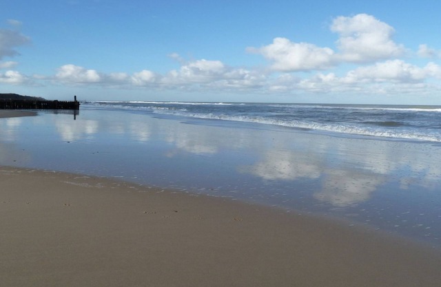 Norfolk Lavender Caravan - Sleeps 4 with Free WiFi and SKY TV.